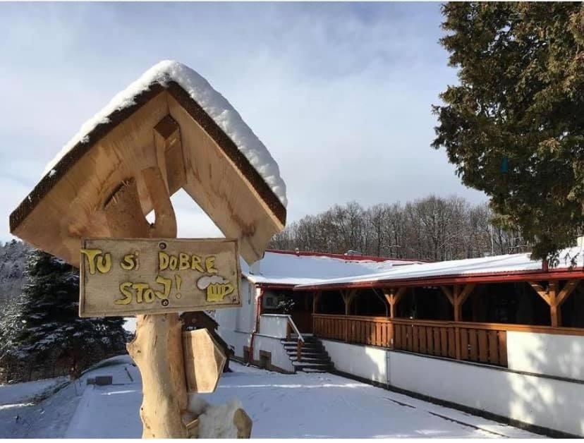 Penzion Turista Banská Štiavnica Екстериор снимка